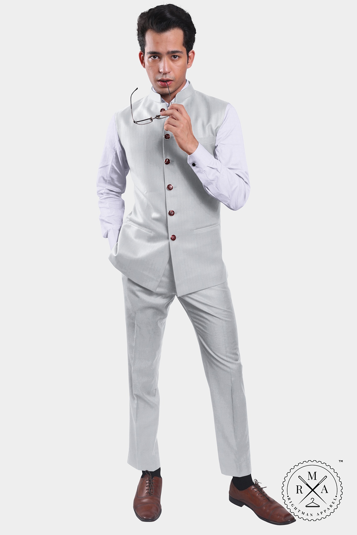 Rich White Half Jacket SU276